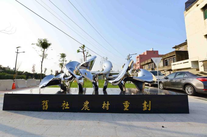 Polished Metal Outdoor Statues Sculptures Abstract For Residence Decoration 0
