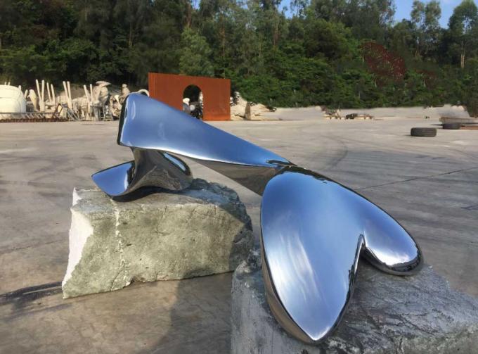 Metal Outdoor Modern Abstract Sculpture Surface Polished Garden Ornaments 0