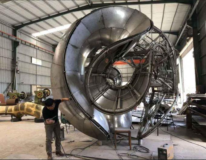 White Baking Varnished SS Garden Ornaments Statues