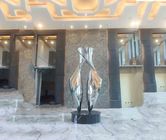 ODM / OEM Modern Abstract Sculpture Polished For Indoor Amazing Decoration