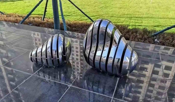 Outdoor SS316L Contemporary Metal Garden Sculpture