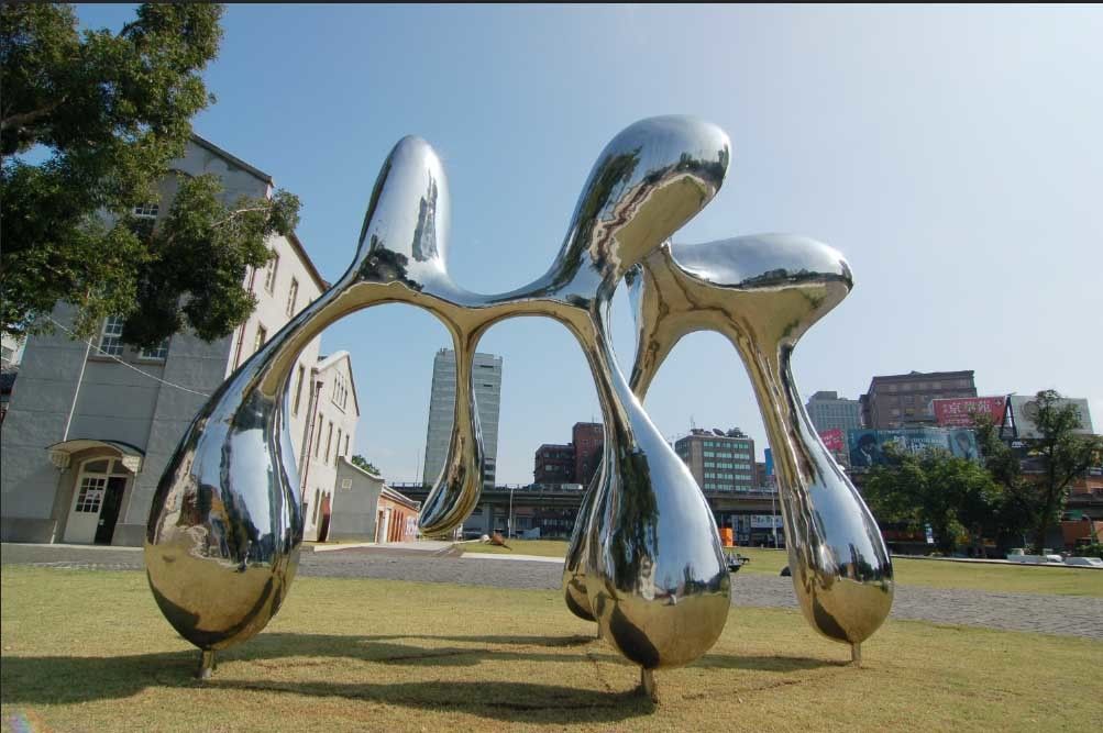 Custom Size Stainless Steel Garden Statues For City Decoration OEM / ODM Acceptable