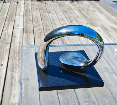 Modern Small Stainless Steel Indoor Ornaments Sculpture