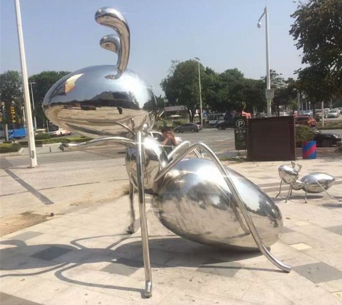 Polished Metal Animal Sculptures Ant Sculpture Stainless Steel For Plaza Decoration 0